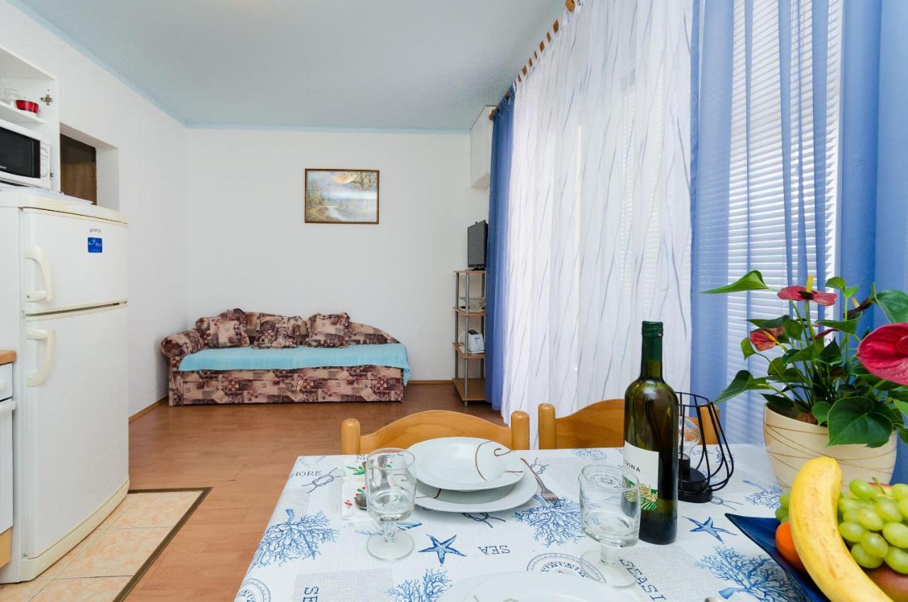 Apartments Mijatovic Lopar Esterno foto